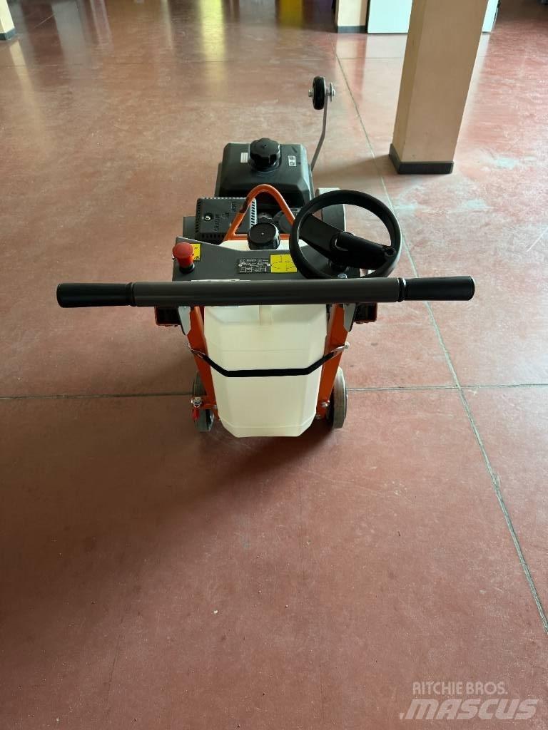 Husqvarna FS 400 Asphalt Splitting Equipment
