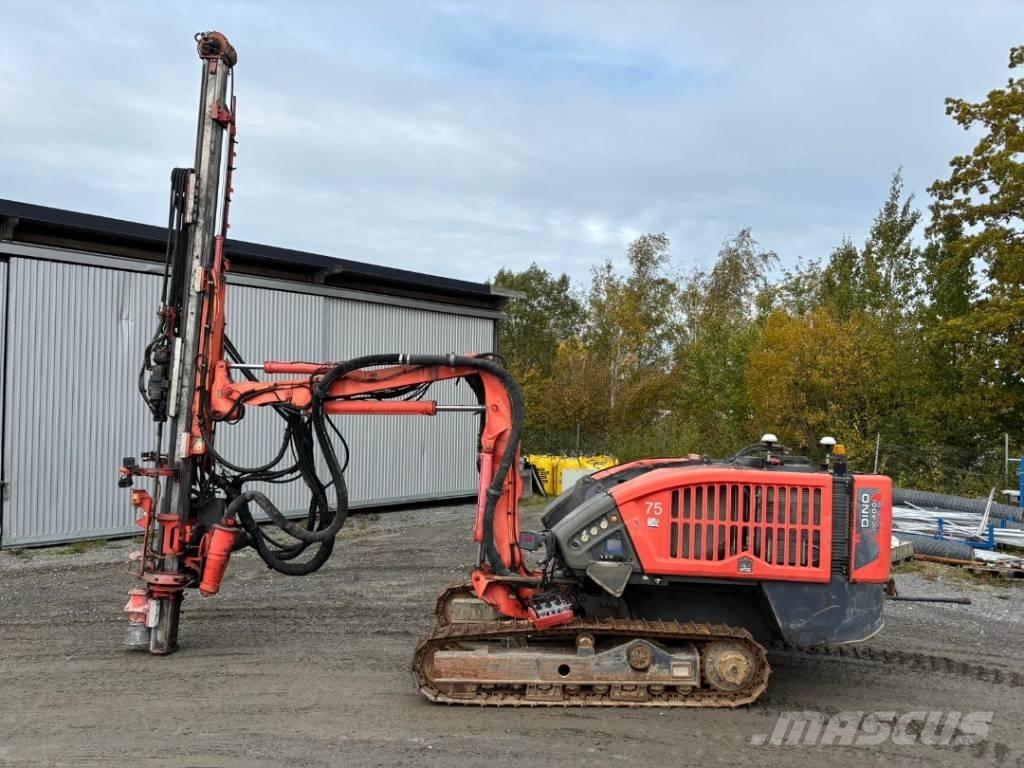 Sandvik Dino DC400Ri Surface drill rigs