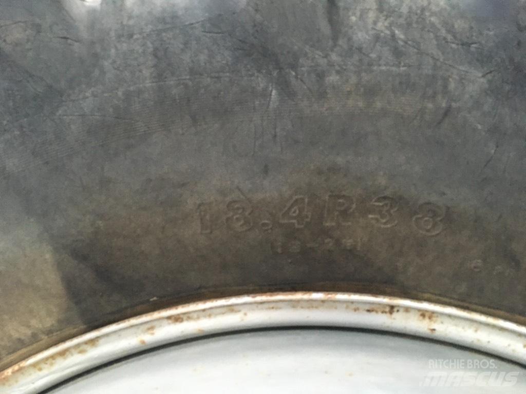  Tvillinghjul Tires, wheels and rims