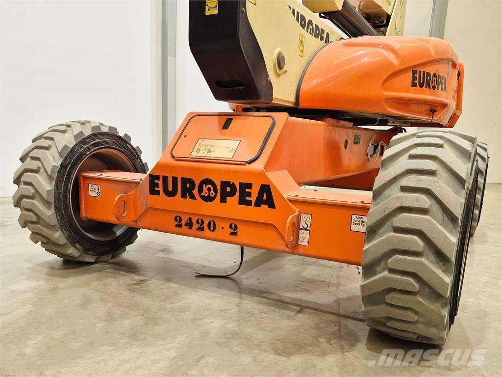 JLG E600JP Articulated boom lifts