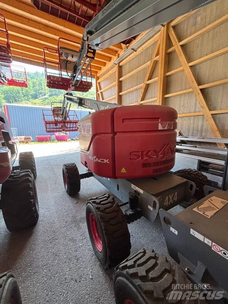 SkyJack SJ 51 AJ Articulated boom lifts