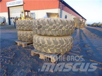  Däck + fälg 445-80-25 Tyres, wheels and rims
