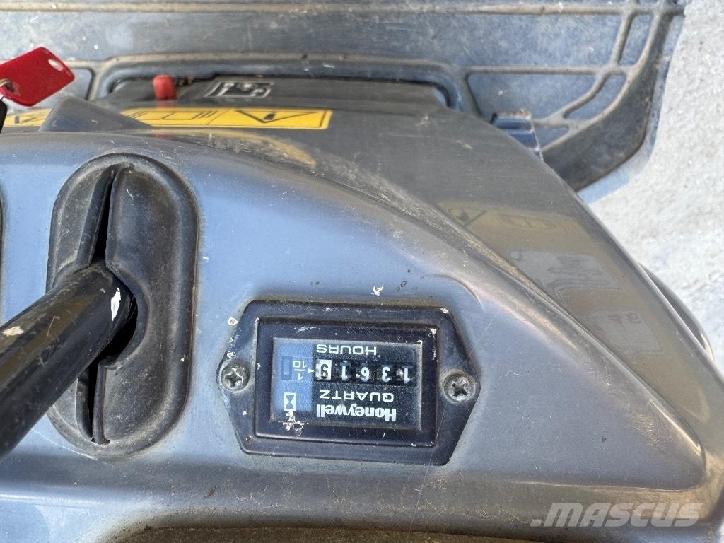 Yanmar SV08 (1C603) Mini Excavators <7t (Mini Diggers)