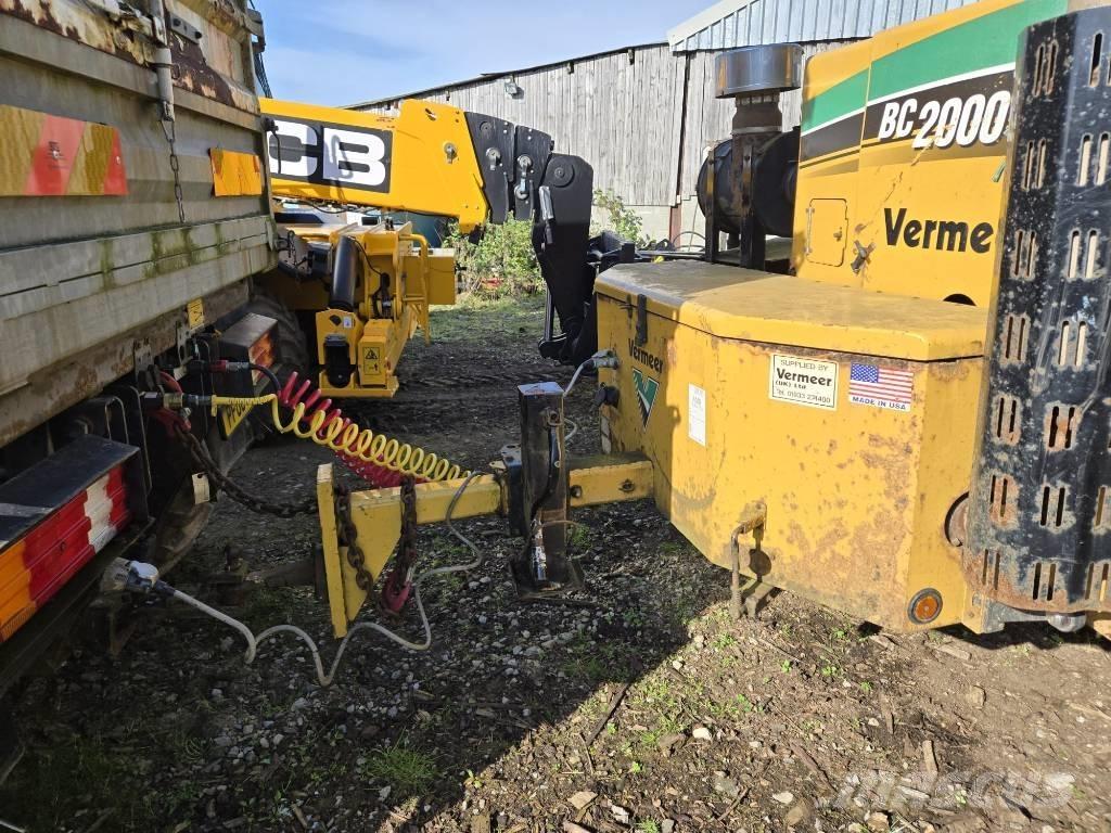 Vermeer BC2000XL Wood Chippers