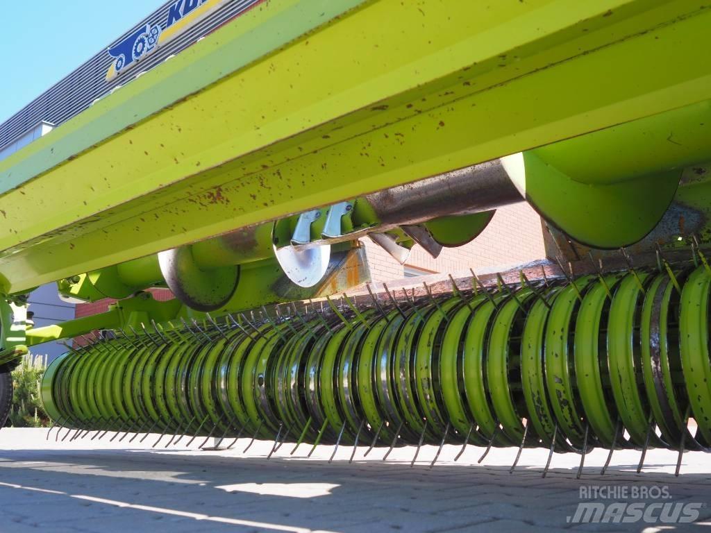 CLAAS Pick Up 300 HD Other Forage Equipment