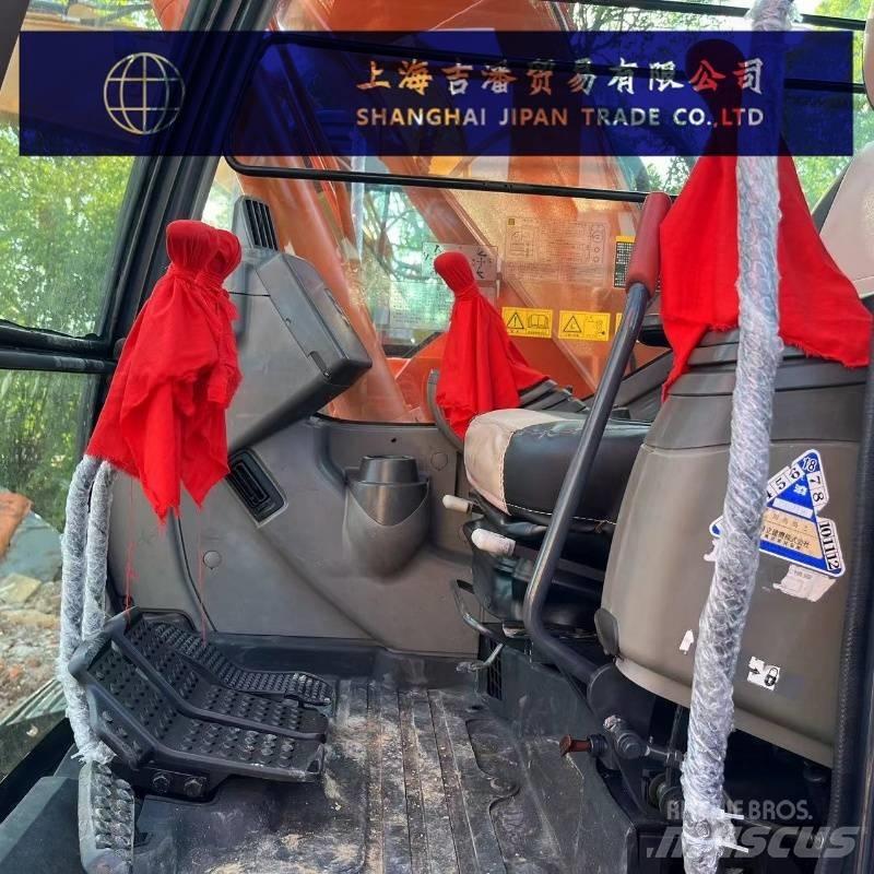 Hitachi ZX 135 Mini excavators  7t - 12t