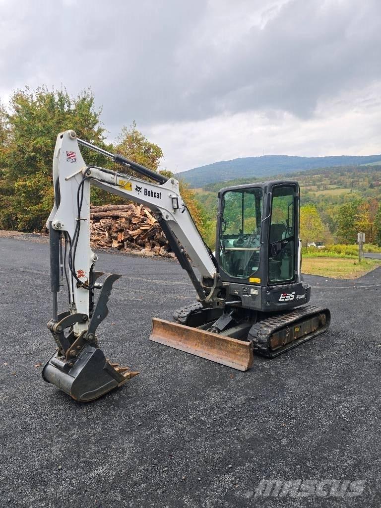 Bobcat E 35 Mini Excavators <7t (Mini Diggers)