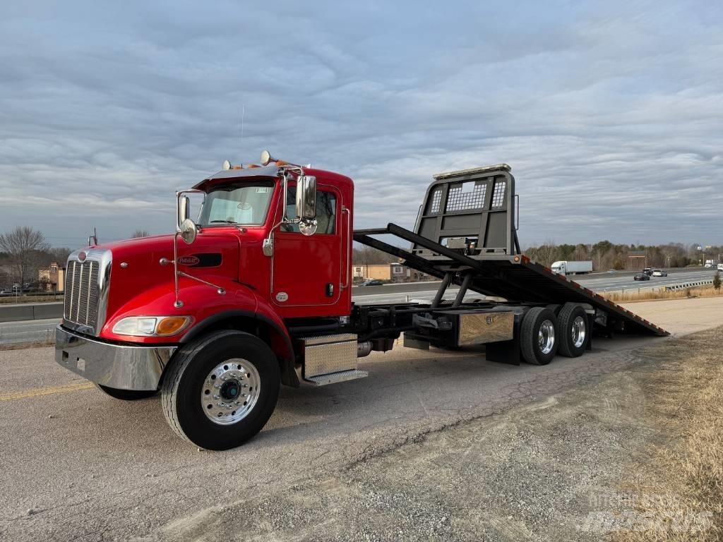 Peterbilt 348 Tow Trucks / Wreckers