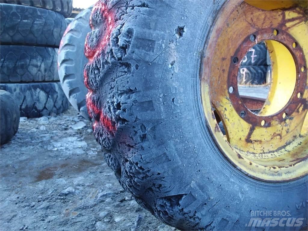 Nokian ELS, 17,5x25 Tires, wheels and rims