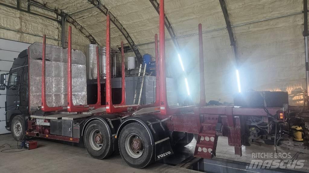 Volvo FH16 Log trucks