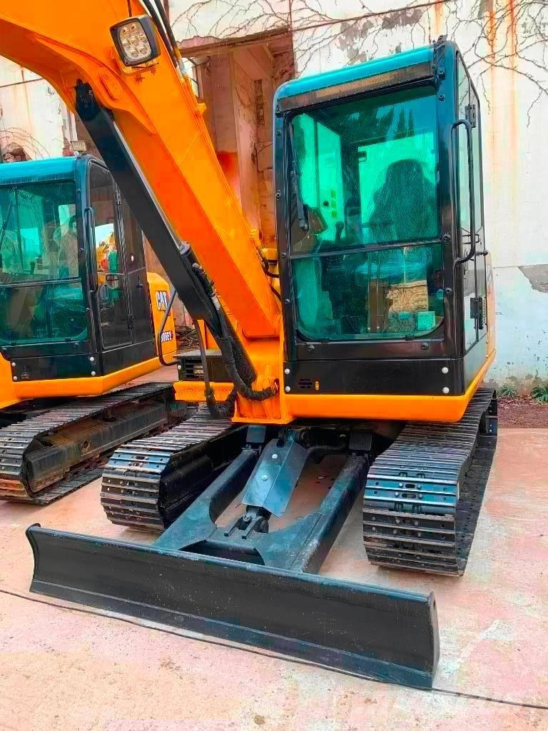 Carter 305.5E2 Crawler Excavators