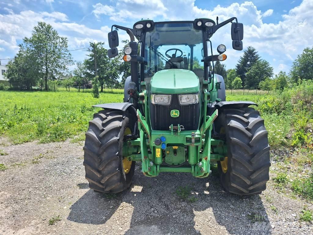 John Deere 5125R Tractors