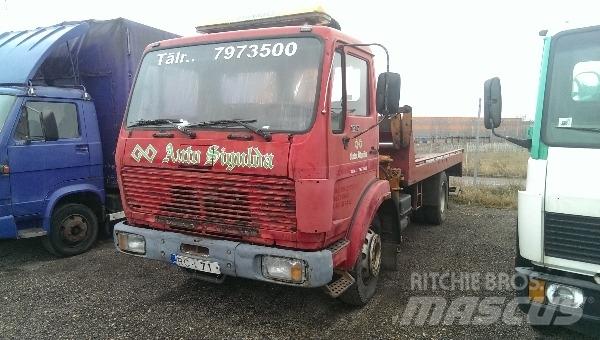 Mercedes-Benz 1217 Tow Trucks / Wreckers