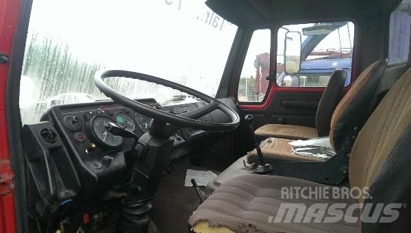 Mercedes-Benz 1217 Tow Trucks / Wreckers
