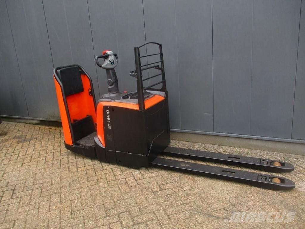 BT LPE 200 Low lifter with platform