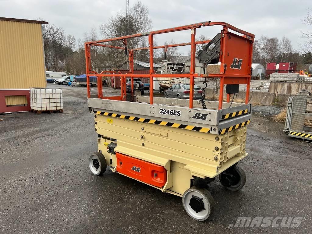 JLG 3246 ES Scissor Lifts