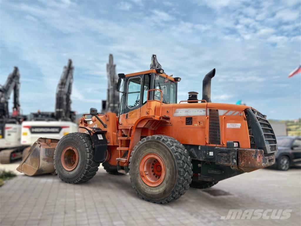 Doosan DL 300 Wheel Loaders