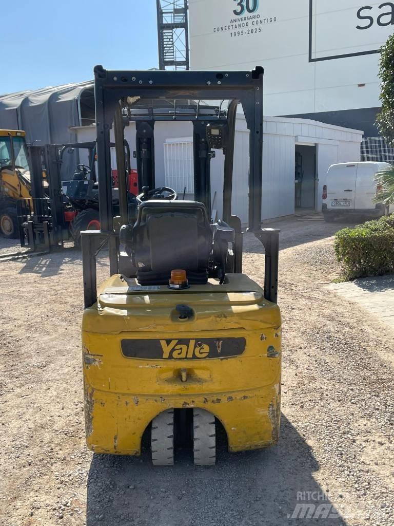 Yale ERP 16 VT Electric Forklifts