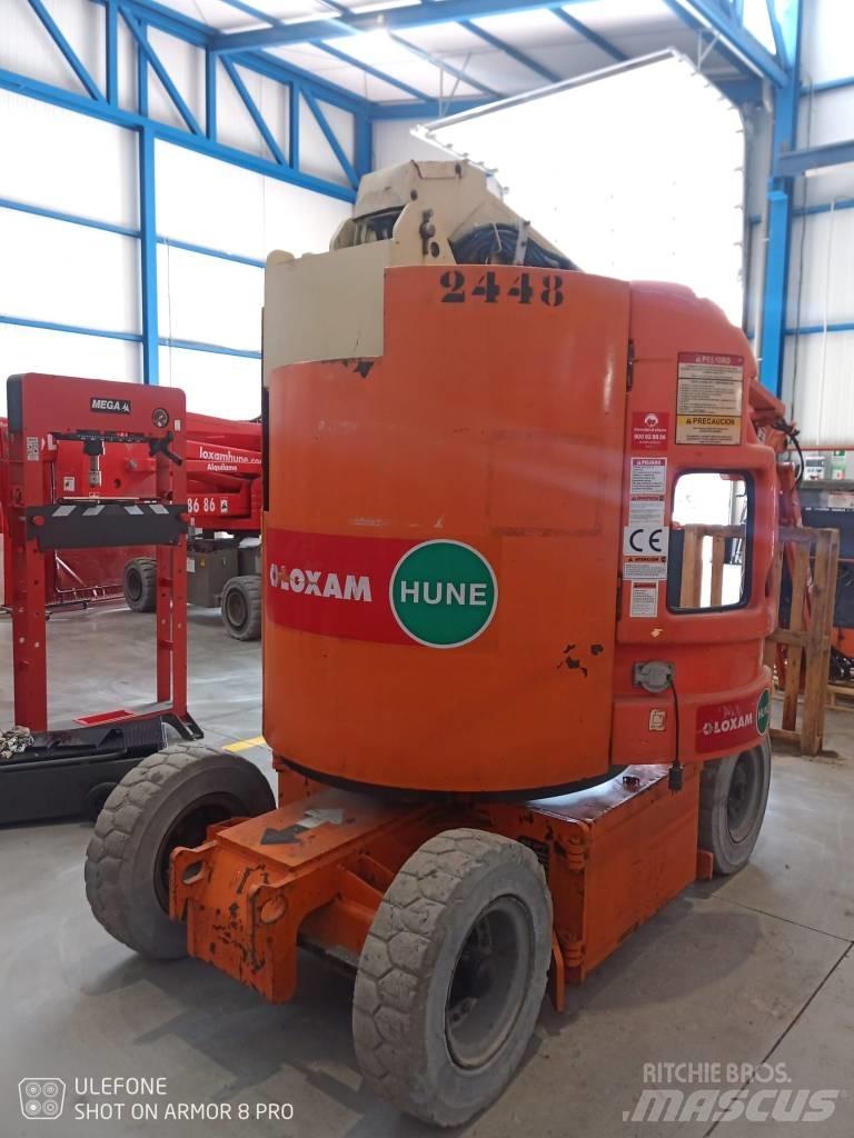 JLG E 300 AJP Articulated boom lifts