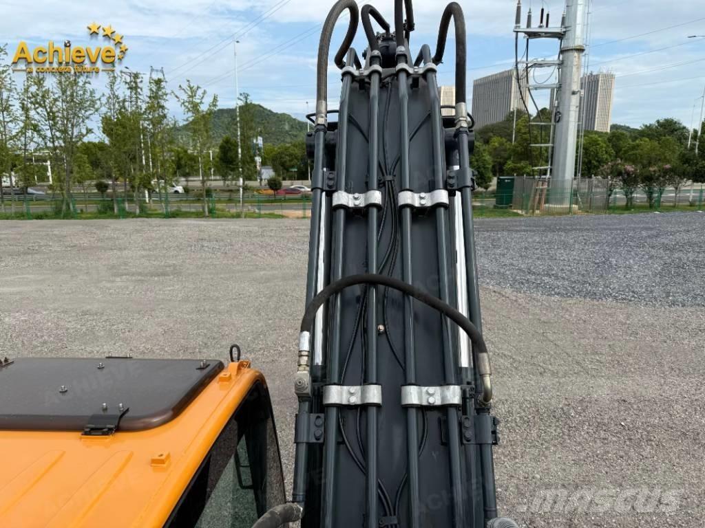 Hyundai 225LC-9S Crawler Excavators