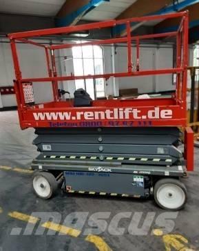 SkyJack SJ III 4726 Scissor Lifts