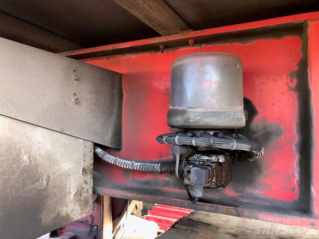 King GTL70 Lowboy trailer