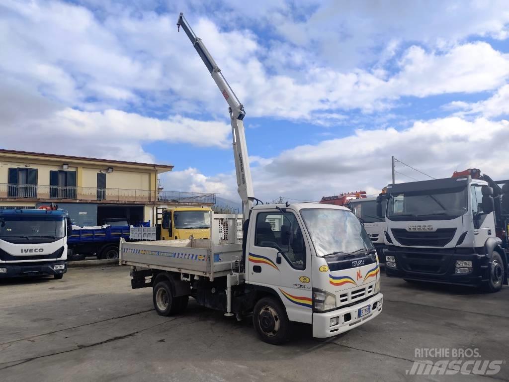 Isuzu NPR77G-5DX Boom / Crane / Bucket Trucks