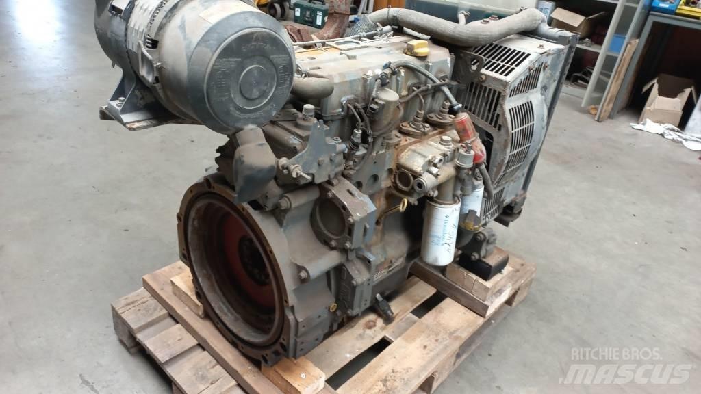 Deutz BF4M1012E Engines