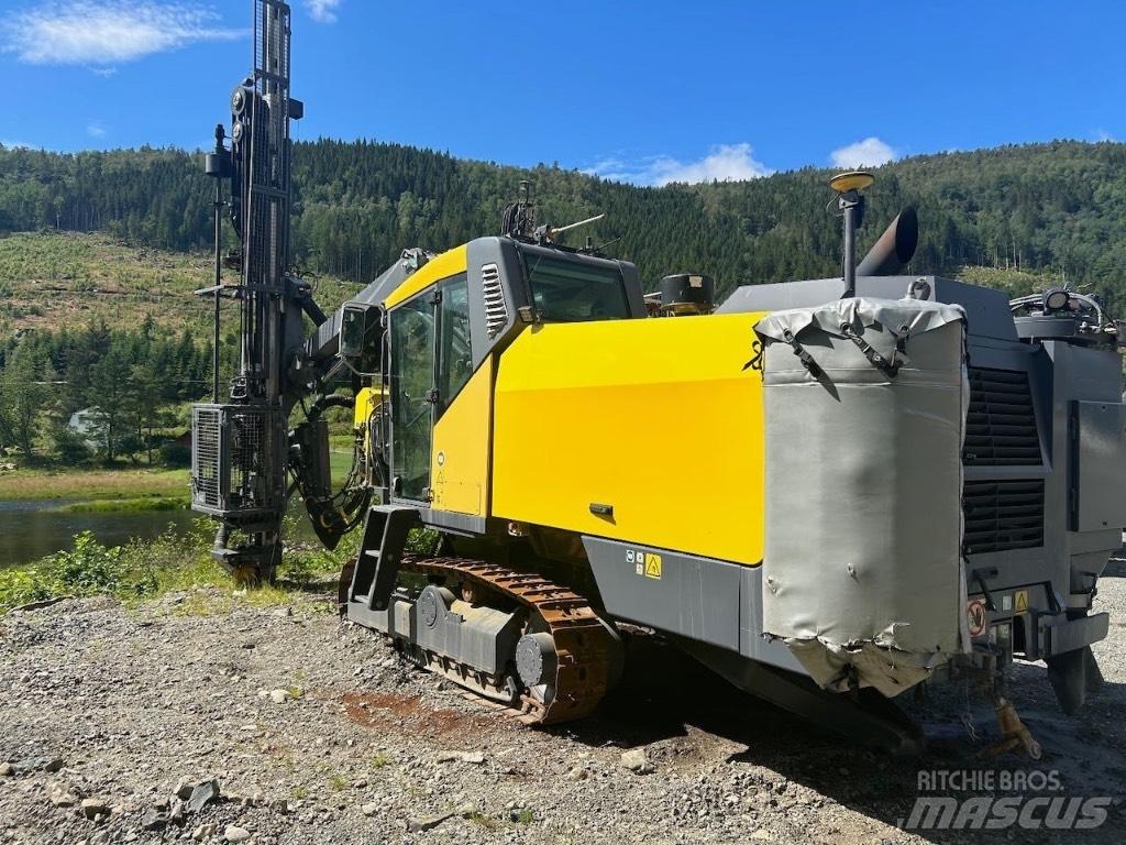 Epiroc Smartroc T40 Surface drill rigs
