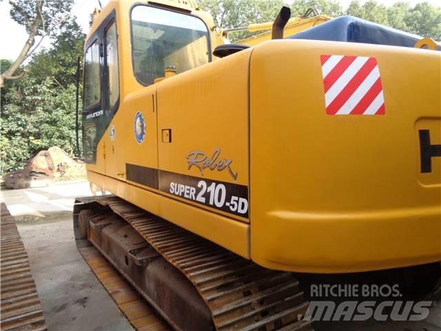 Hyundai R210-5D Wheeled Excavators