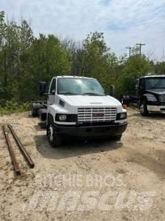 GMC 5500 Cab & Chassis Trucks