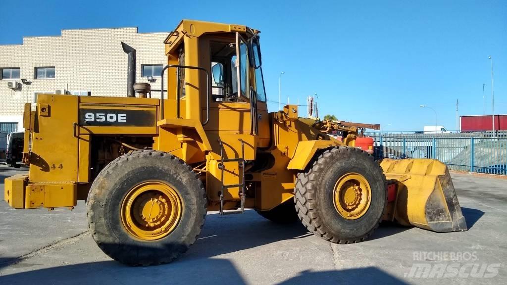 CAT 950E Wheel Loaders