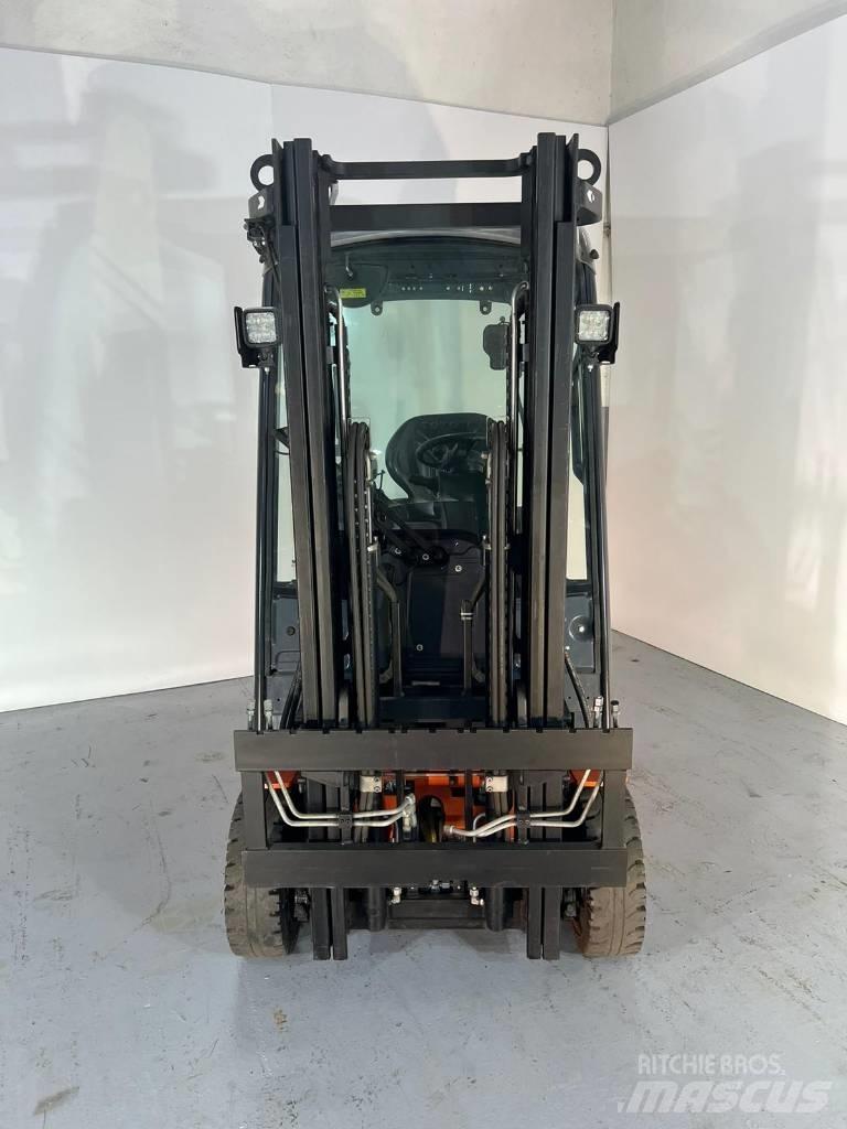 Toyota 8FBE16T Electric Forklifts