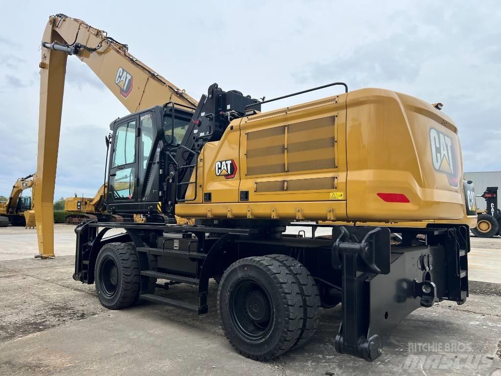 CAT MH3050 Waste / Industry Handlers