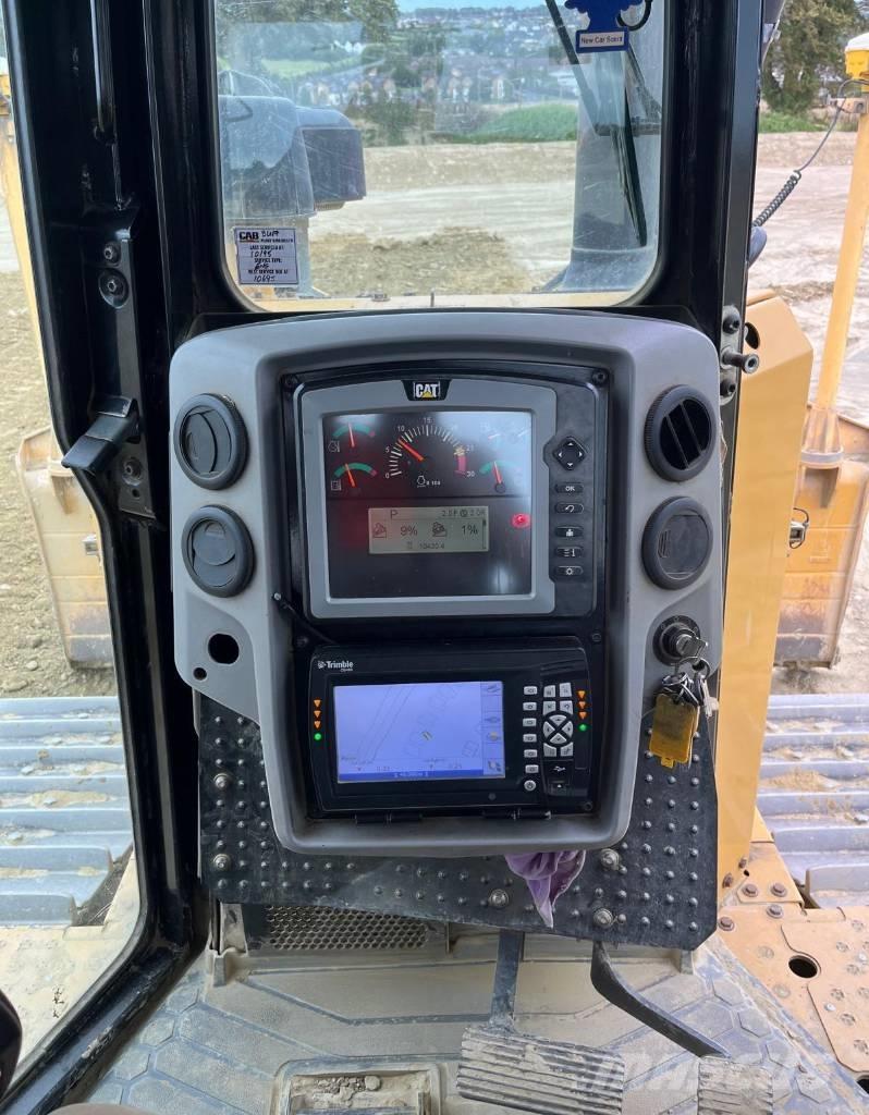 CAT D 6 T LGP Crawler dozers