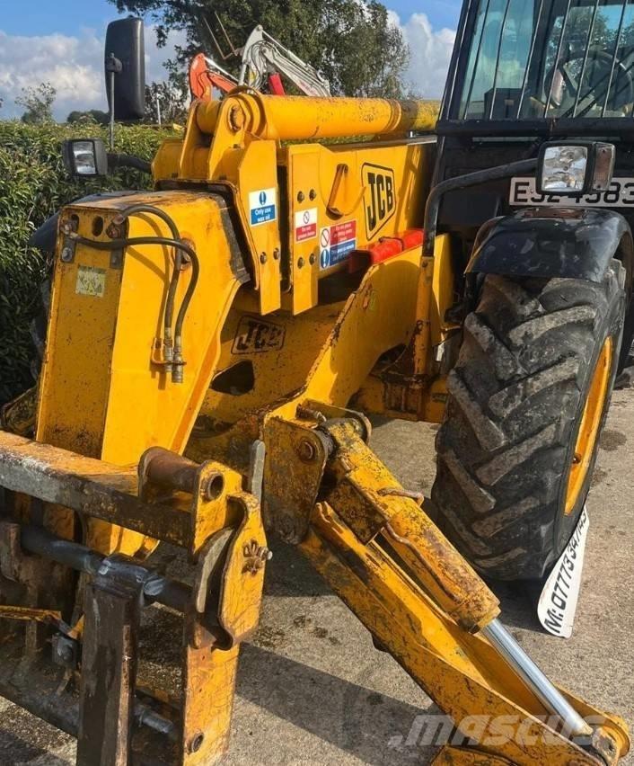 JCB 532-120 Telescopic Handlers