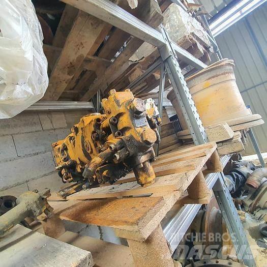 Liebherr 922 - Other Components