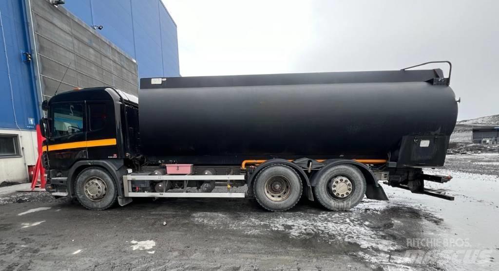 Scania P 114 Conventional Trucks / Tractor Trucks