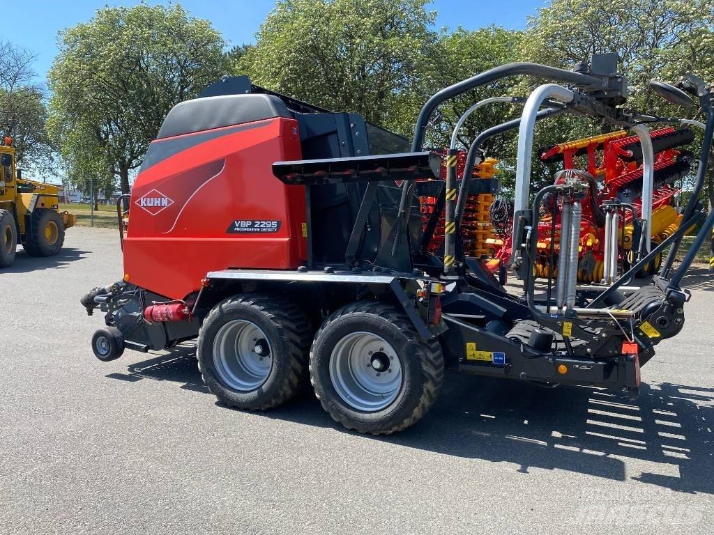 Kuhn VBP2295 Round Balers