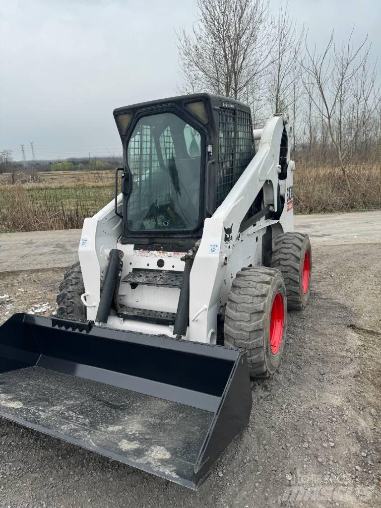 Bobcat S 300 Skid Steer Loaders