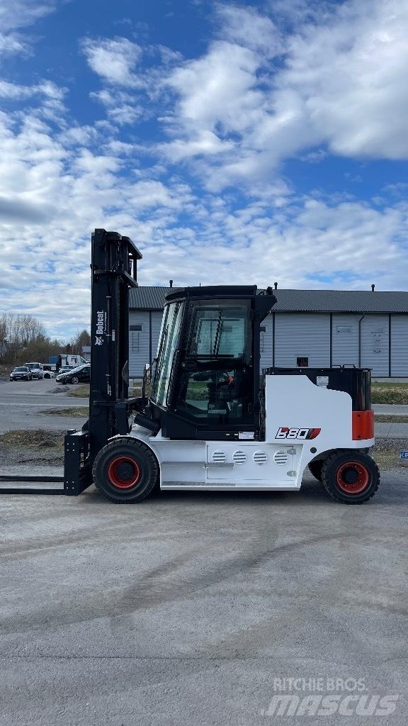 Bobcat B80NS Electric Forklifts