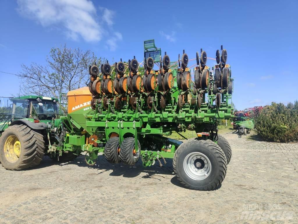 Amazone EDX 9000-TC Farm Drills