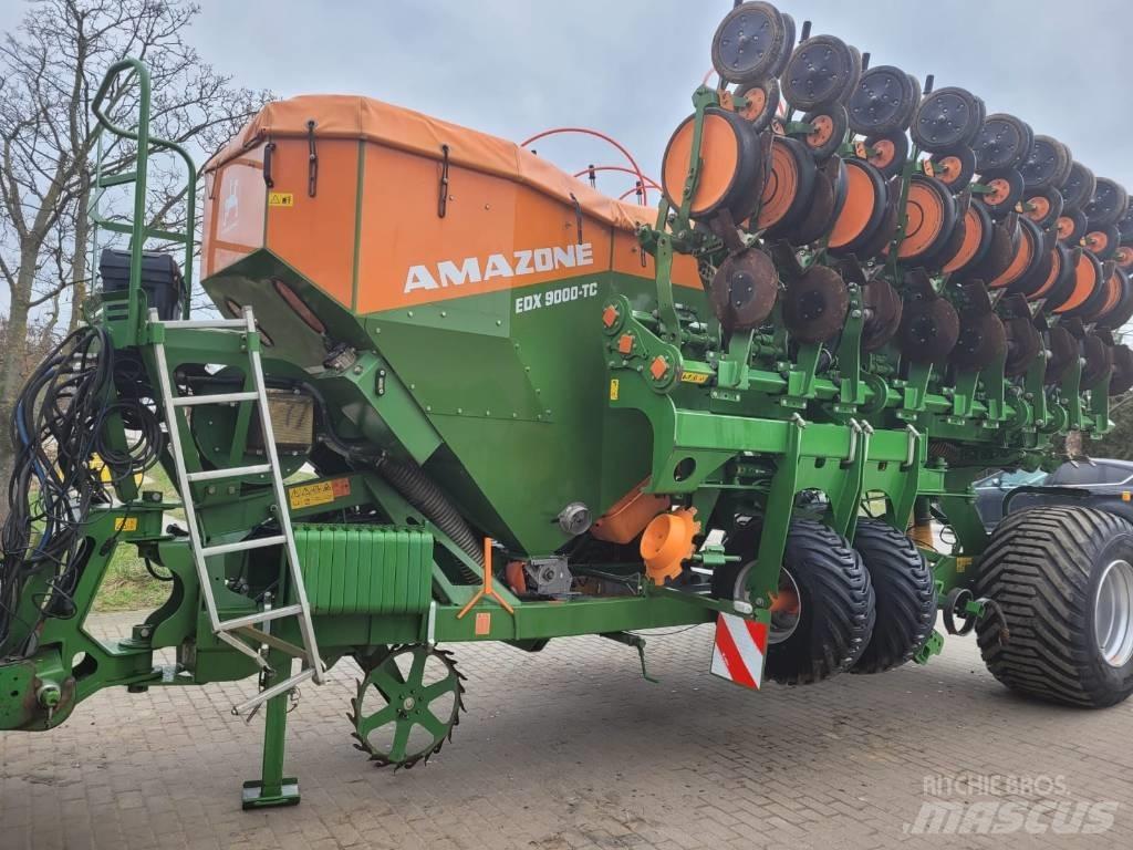 Amazone EDX 9000-TC Farm Drills