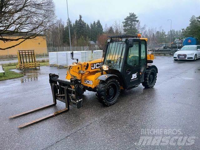 JCB 525-60T5 Telescopic Handlers