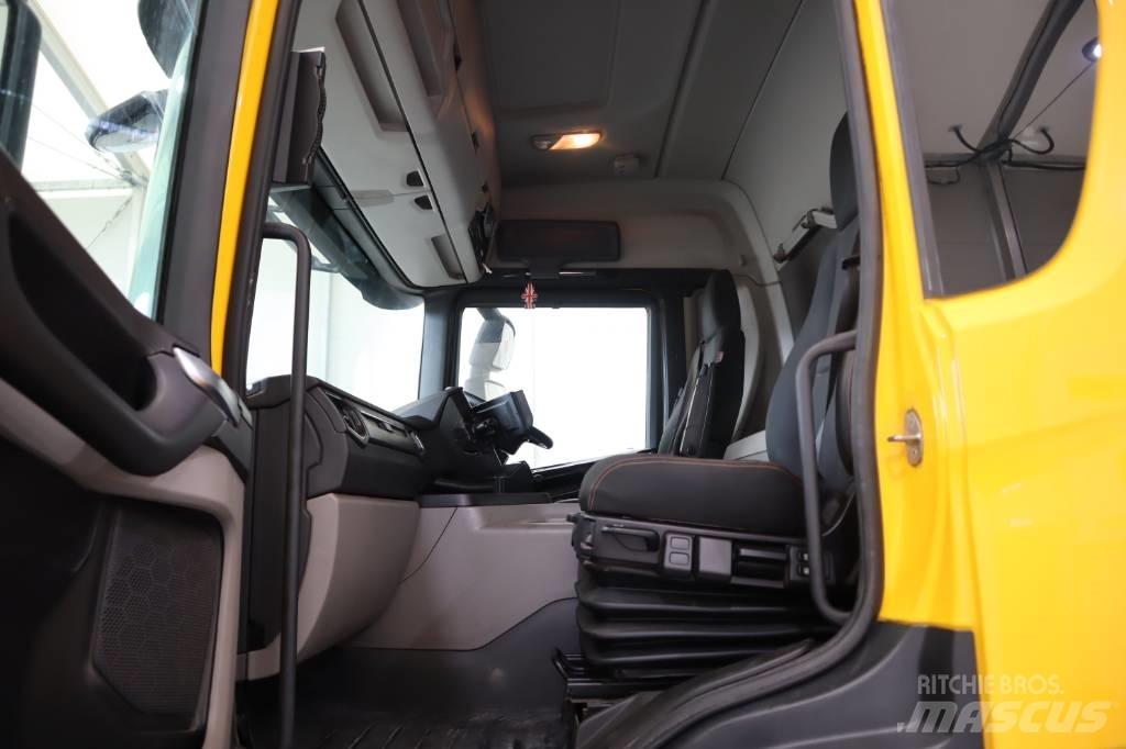 Scania P 410 Dump Trucks