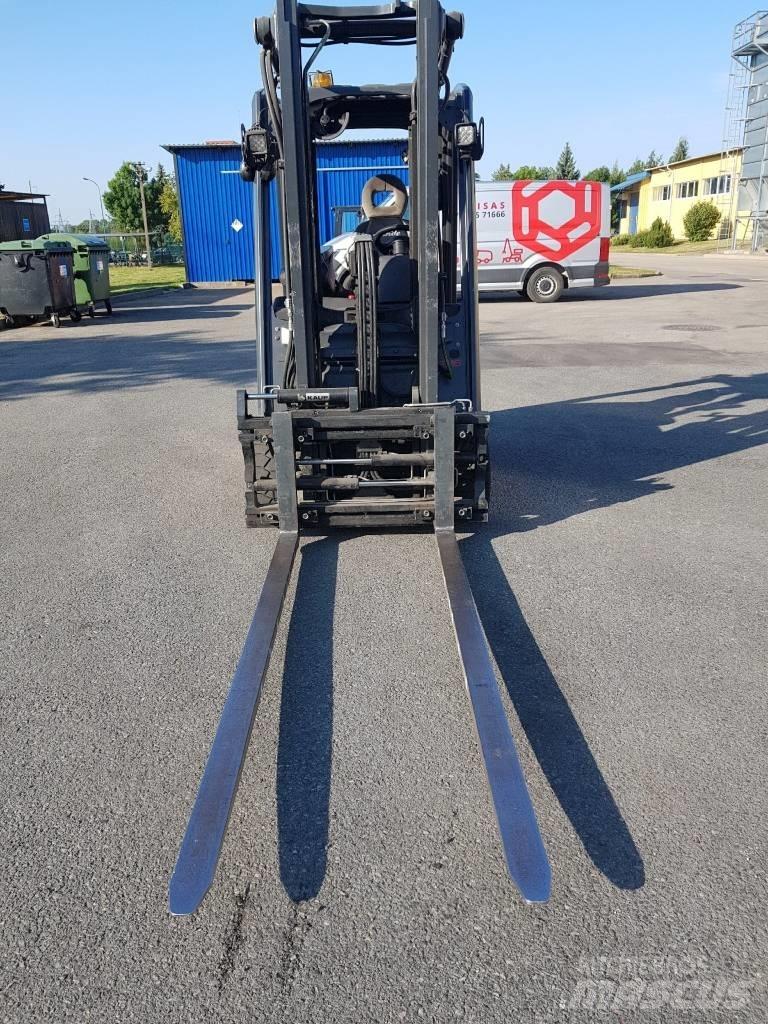 Linde E16C Electric Forklifts