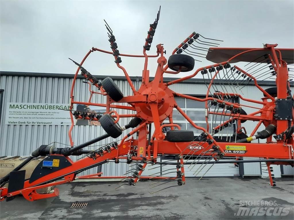 Kuhn GA 6930 Swathers \ Windrowers