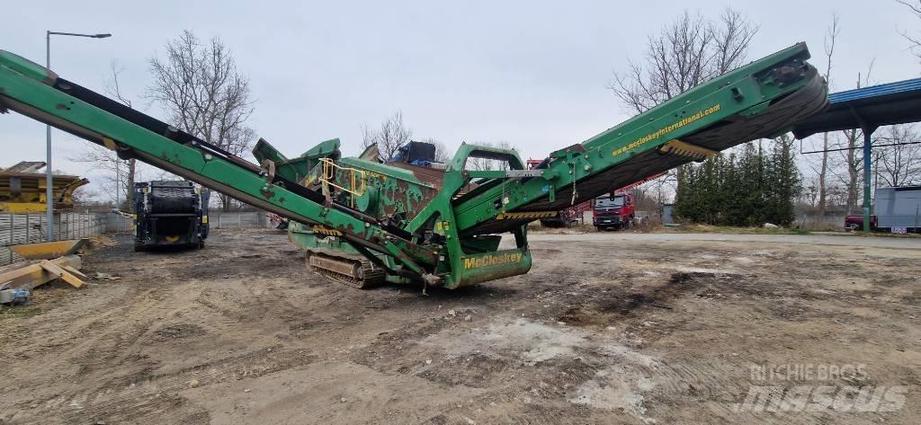 McCloskey R155 Mobile screeners