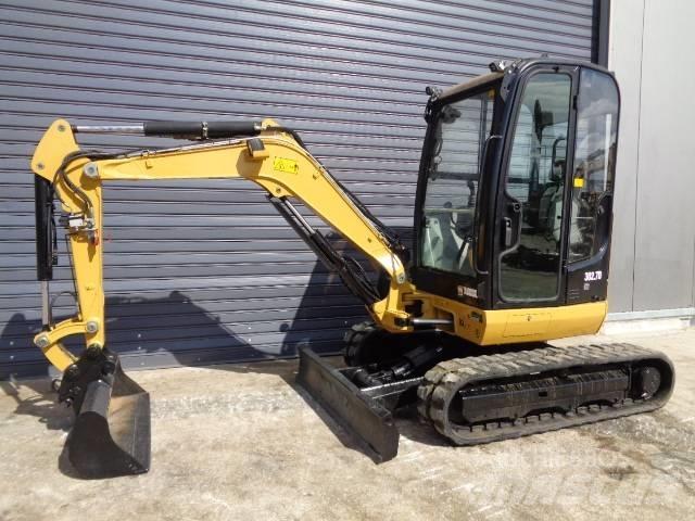 CAT 302.7 D Mini Excavators <7t (Mini Diggers)