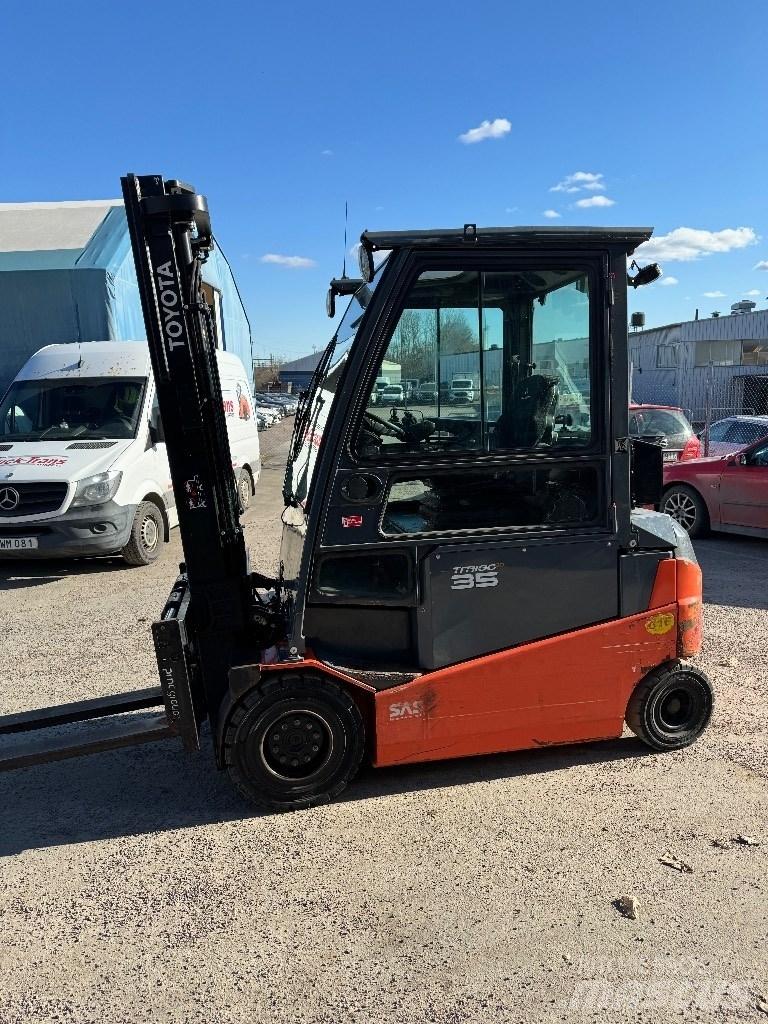 Toyota 8FBMT35 Electric Forklifts